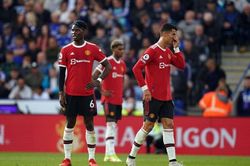 Rooney lên án cầu thủ MU lười nhác, thiếu nỗ lực