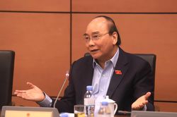 'Giàu lên nhờ đất rất nhiều nhưng tù tội về đất cũng rất nhiều'