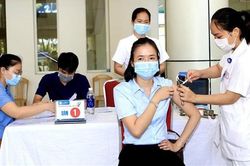 Dịch Covid-19 ngày 30/10: Hà Nội thêm 42 ca, trong đó có 20 người đã tiêm đủ 2 mũi vaccine