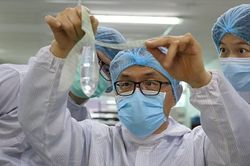 Bao cao su 'cả nam và nữ đều dùng được' đầu tiên trên thế giới có gì đặc biệt?