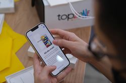 Loạn chính sách bảo hành iPhone 13 tại Việt Nam
