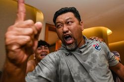 HLV U23 Thái Lan: 'Tôi xin lỗi người hâm mộ'
