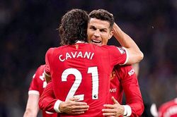 Solskjaer hé lộ khả năng dùng cặp Ronaldo-Cavani lâu dài trên hàng công MU