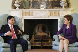 Việt Nam coi trọng và mong muốn tăng cường hợp tác hiệu quả, thực chất với Scotland
