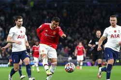 Ronaldo tỏa sáng, MU đánh bại 3-0 Tottenham ở vòng 10 Ngoại hạng Anh