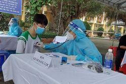 Bộ Y tế bổ sung các yếu tố sàng lọc trước tiêm vaccine COVID-19 cho trẻ em