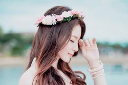 Phụ nữ hãy học cách sống vô tâm, tàn nhẫn hơn cả đàn ông để không chuốc khổ vào mình