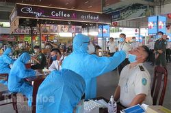 Từ 7 giờ đến 17 giờ ngày 31-10, Khánh Hòa ghi nhận thêm 17 ca dương tính với SARS-CoV-2