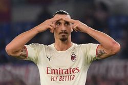 Ibra tỏa sáng giúp Milan đánh bại Roma