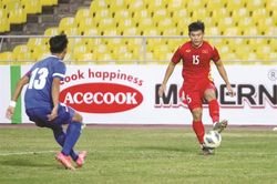U23 Việt Nam: Văn Xuân là 'người được chọn' của ông Park