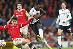 Hàng công Atalanta: Zapata thách thức hàng thủ MU