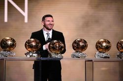 Messi không mong lại giành Quả bóng vàng
