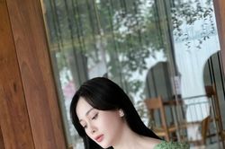 Phương Oanh 'tút tát' lại nhan sắc sau 'Hương Vị Tình Thân'