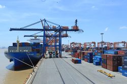 Chặng đường nước rút, xuất khẩu 10 tháng vượt ngưỡng 267 tỷ USD