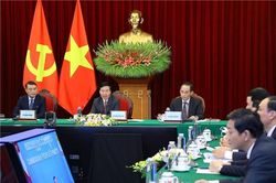 Giữ gìn, vun đắp mối quan hệ Việt Nam - Campuchia