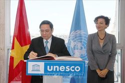 Thủ tướng Phạm Minh Chính thăm trụ sở UNESCO