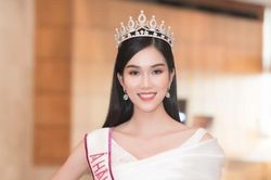 Gặp sự cố khi đang trả lời phỏng vấn, Á hậu Phương Anh xử lý cực gọn