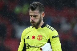 De Gea nổi giận sau khi nhận 2 bàn thua