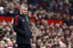 Premier League: Man City 'hạ gục nhanh' M.U, Chelsea mất điểm