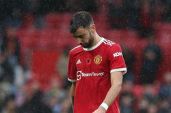 Báo chí Anh: Bruno Fernandes chán nản, nghi ngờ tài năng HLV Solskjaer