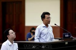 Bác kháng cáo của nguyên Phó Chánh án Tòa án nhân Quận 4, TP Hồ Chí Minh