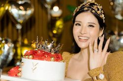 Hoa hậu Phan Hoàng Thu khoe nhẫn kim cương 1 tỷ đúng ngày sinh nhật