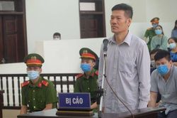 Bác sĩ dính vòng lao lý, lỗi cơ chế hay do lòng tham?