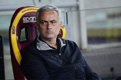 Bệnh cũ của Mourinho đang tái phát?