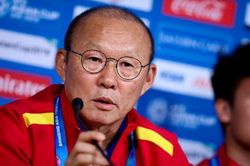 HLV Park: 'Tuyển Việt Nam sẽ cố gắng kiếm điểm trước Nhật Bản'