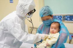 Mới: Những yếu tố nguy cơ khiến trẻ mắc COVID-19 diễn biến nặng