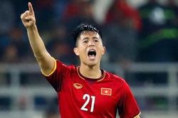 Đình Trọng bị loại trước trận Nhật Bản