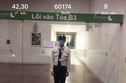 Chàng bảo vệ đi 10.000 lần quanh sảnh tòa nhà suốt ca trực