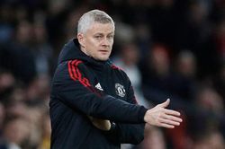 Cách dùng HLV Solskjaer cho thấy Man United lỗi thời so với các 'đại gia' Premier League