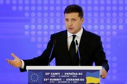 Tổng thống Zelensky cho rằng 'gần 100.000 binh sĩ Nga có mặt gần biên giới Ukraine'