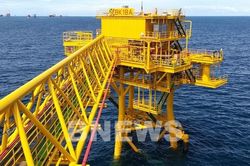 Vietsovpetro đưa vào khai thác giàn không người thế hệ mới BK-18A