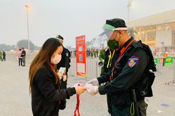 Phát huy tối đa tính năng của Căn cước công dân để kiểm soát khán giả vào sân Mỹ Đình