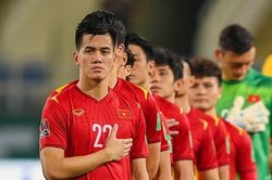 Tuyển Việt Nam có gì sau 5 thất bại?