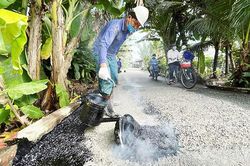 Hiệp sĩ vá đường xứ cù lao