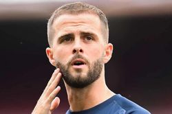 Pjanic bị tẩy chay khỏi đội tuyển quốc gia