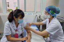 Đẩy nhanh tốc độ tiêm vắc xin
