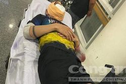 Mâu thuẫn khi đá bóng, nhóm thanh niên rượt chém đội bạn