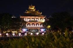 Nhà thờ, chùa ở TP.HCM đồng loạt đổ chuông tưởng niệm nạn nhân COVID-19