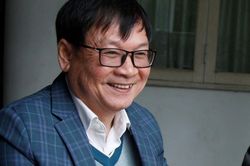 Những nhà văn nổi tiếng từng đứng trên bục giảng
