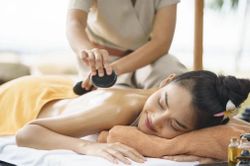 Nhu cầu tìm thợ massage tại nhà ở TP.HCM