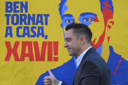 'Triều đại' mới của Xavi ở Barcelona