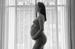Khoe ảnh bụng bầu vượt mặt, Bảo Thy khiến dân tình trầm trồ vì vòng nào ra vòng nấy