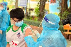 Đẩy nhanh kế hoạch tiêm vắc xin cho trẻ em