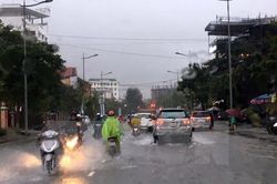 Từ ngày 22/11, Trung Bộ có mưa lớn, nguy cơ xảy ra lũ quét, sạt lở đất
