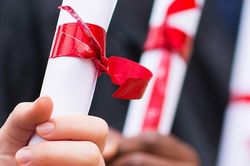 Đề xuất chi cao nhất hơn 3,5 tỷ đồng cho 1 giảng viên làm tiến sĩ