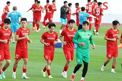 Nhà báo Hà Quang Minh: 'Bóng đá Việt Nam cần nghĩ điều lớn hơn AFF Cup'